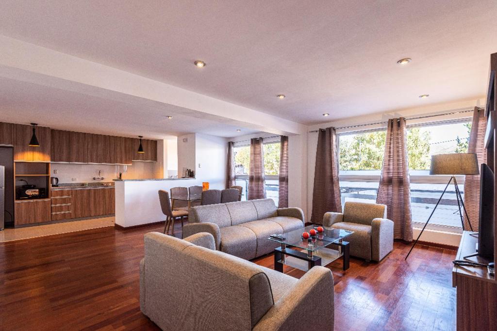 El Triunfo Apartments - Deluxe Apartment