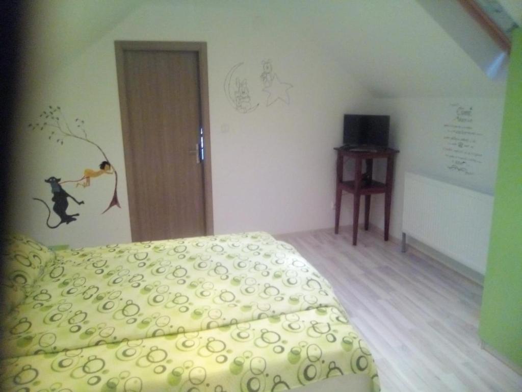 Casa MILOS SI FIUL - Chambre De Luxe (2 Adultes + 1 Enfant)