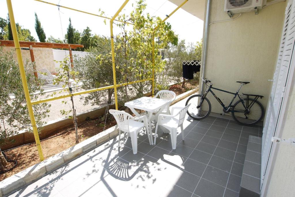 Balkón nebo terasa v ubytování Paklenica Sport Apartments
