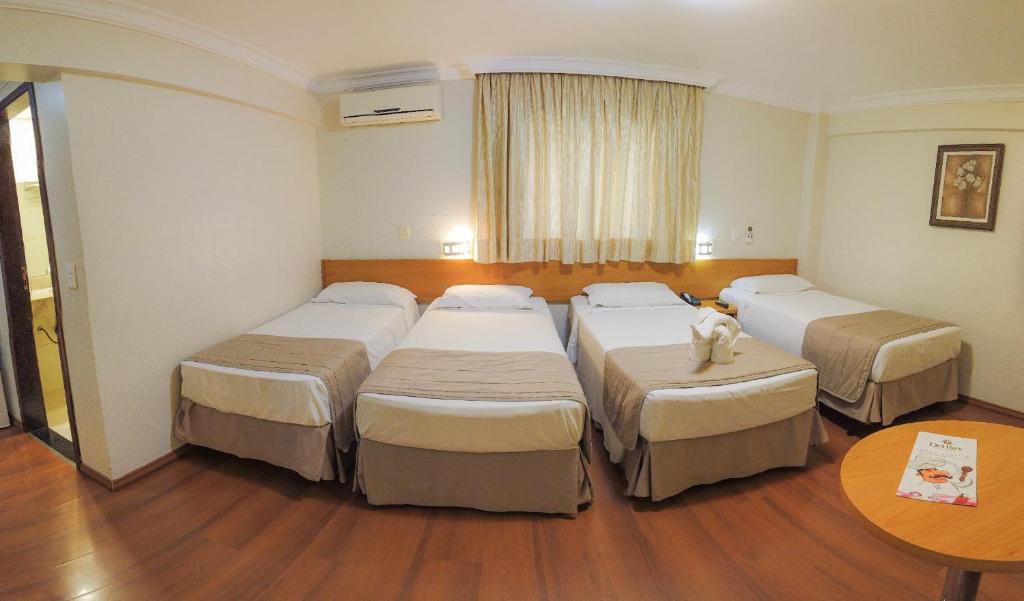  Del Rey Quality Hotel