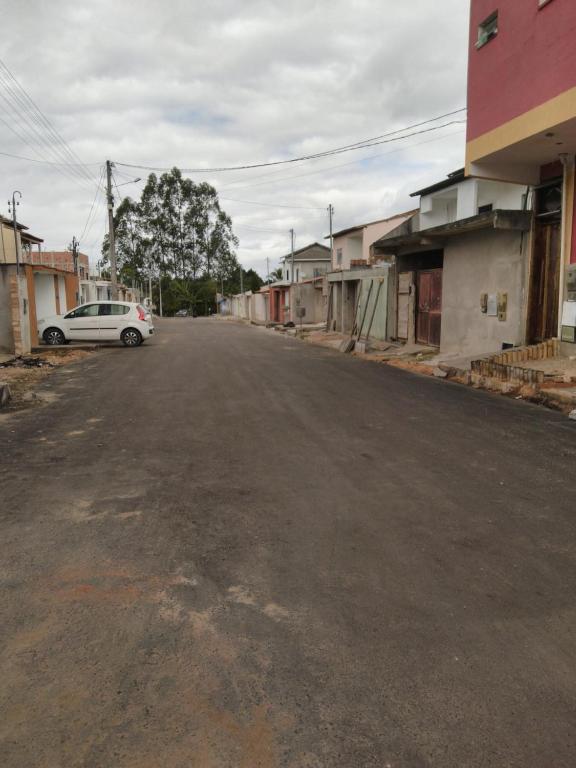  Casa de amigos e parentes