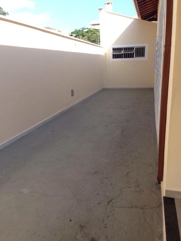  CASA ESPAÇOSA EM UBATUBA