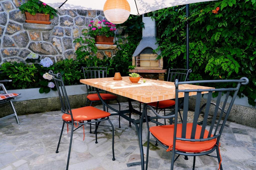 Zahrada ubytování Apartment Ivone - 5 STARS
