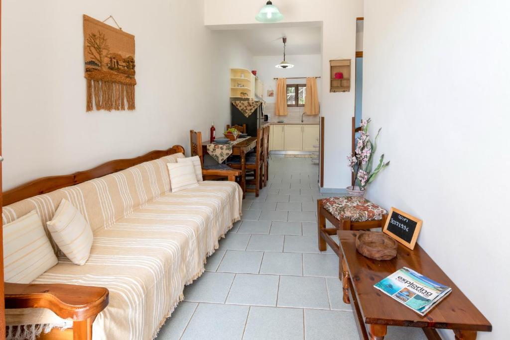 Posezení v ubytování Voula Apartments
