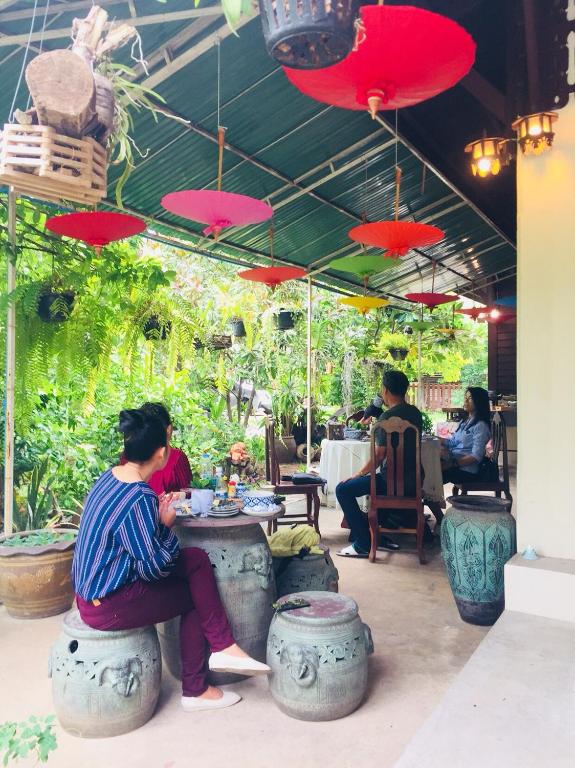 Tetamu yang menginap di Baan Sithepaban Guesthouse