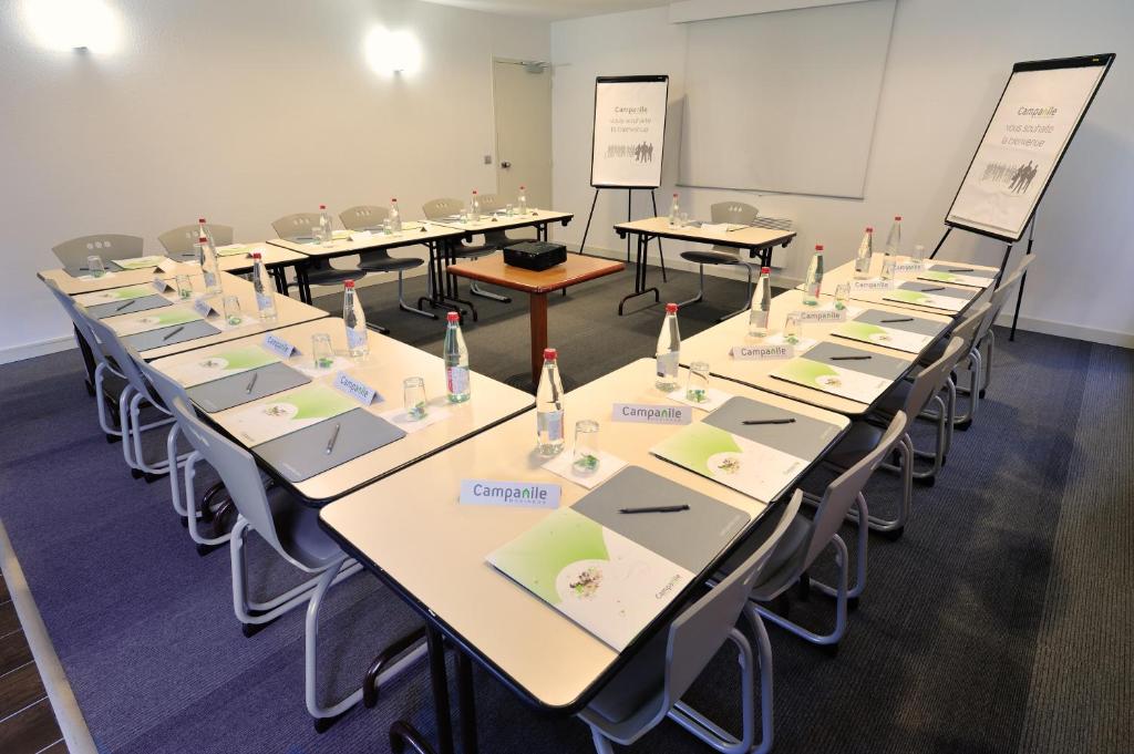 Campanile Reims Est - Taissy - Resim 12