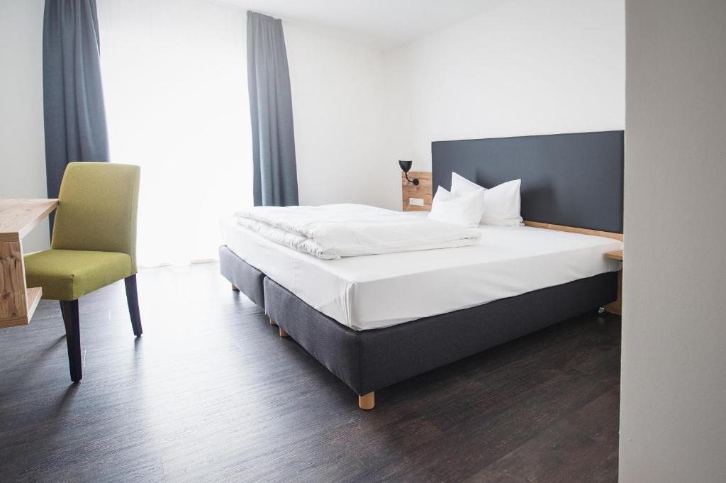 Alb Inn - Hotel & Apartments - Comfort Double Room