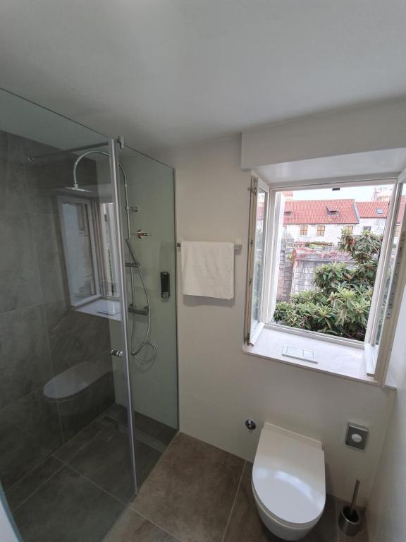 Un baño de THE SUITES at central Split