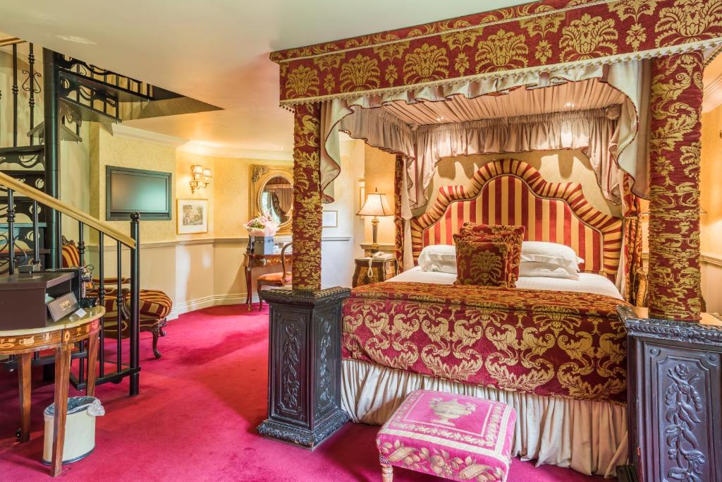 Coombe Abbey Hotel - Resim 2