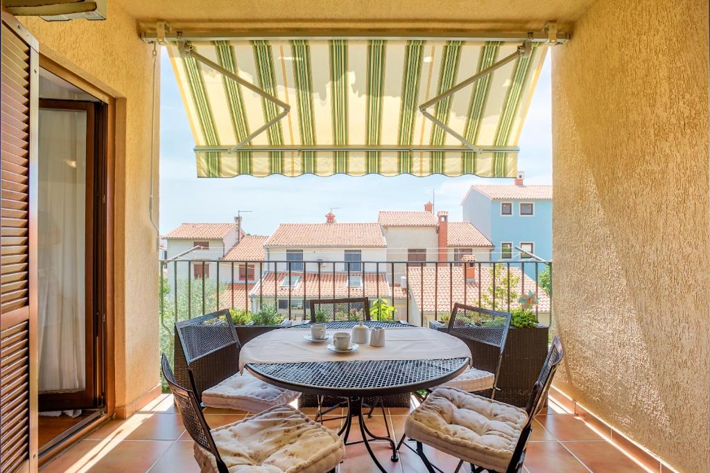 Apartment Sandra - Housity