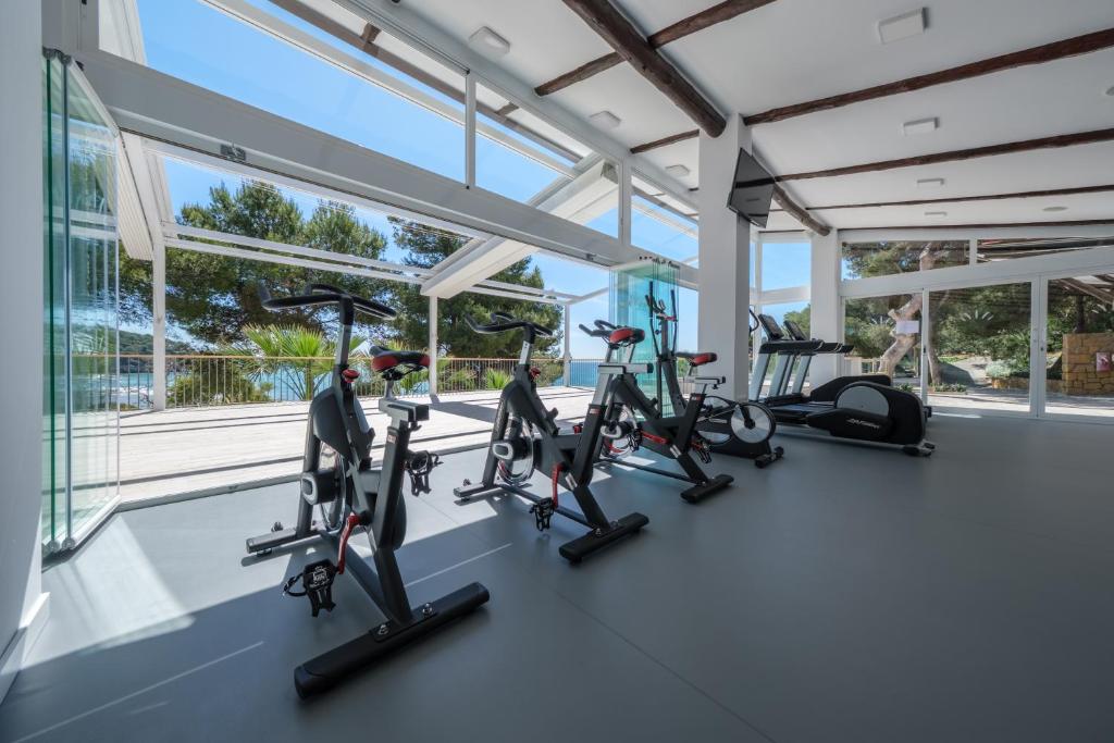 The fitness centre and/or fitness facilities at Camping Estival Torre de la Mora
