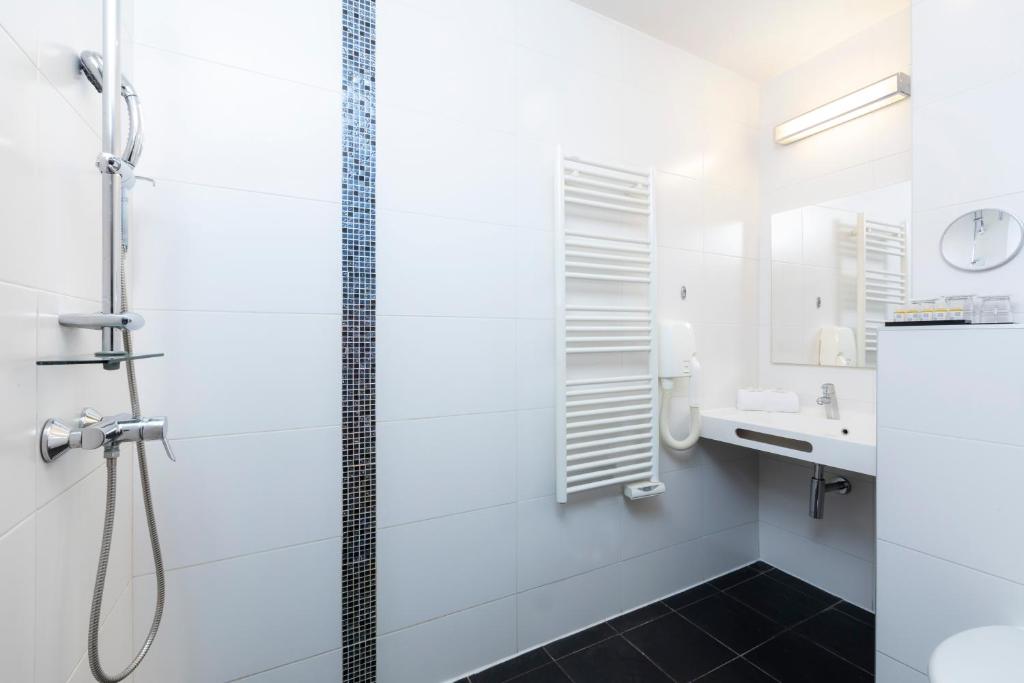 Hôtel Ambre - Resim 29