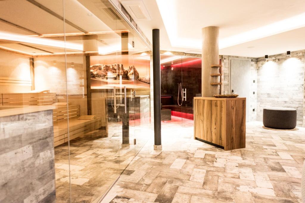 Koupelna v ubytování Hotel Pinei