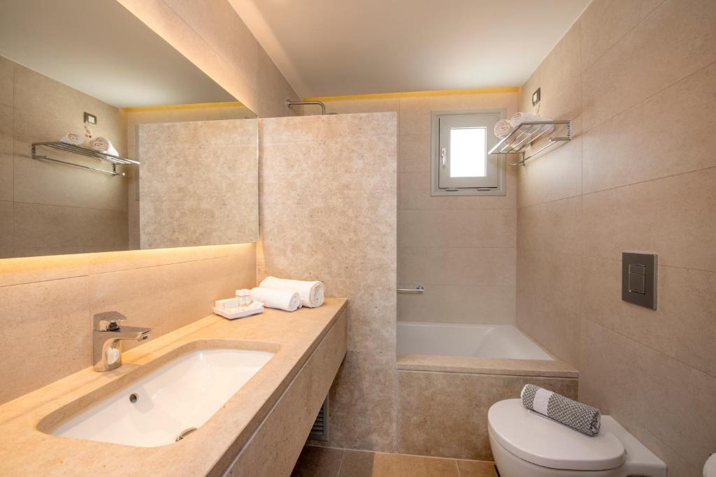 Kúpeľňa v ubytovaní Horizon Beach Resort