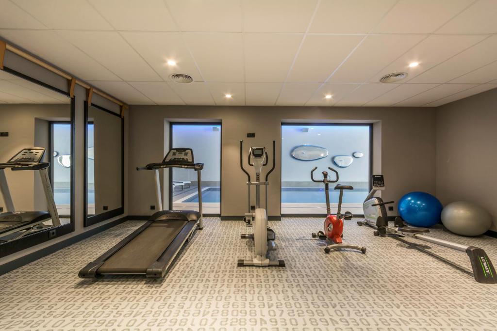 Fitness centrum a/nebo fitness zařízení v ubytování Antares Hotel