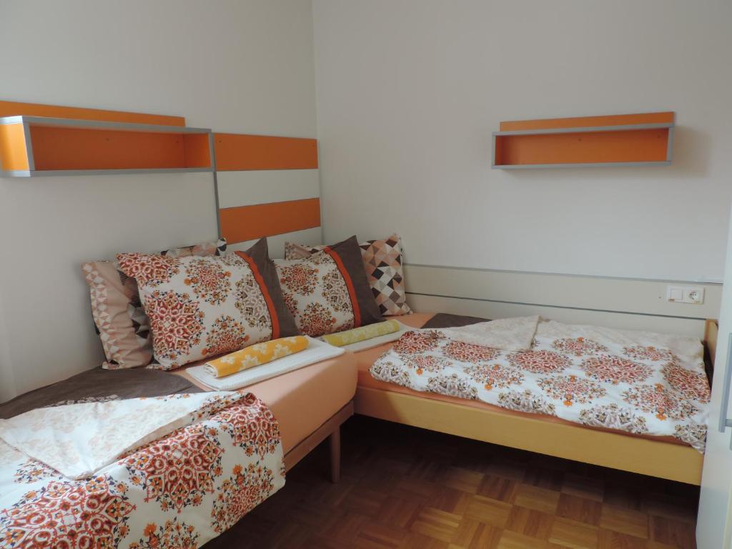 Uma cama ou camas num quarto em Marijin dom - Retreat House