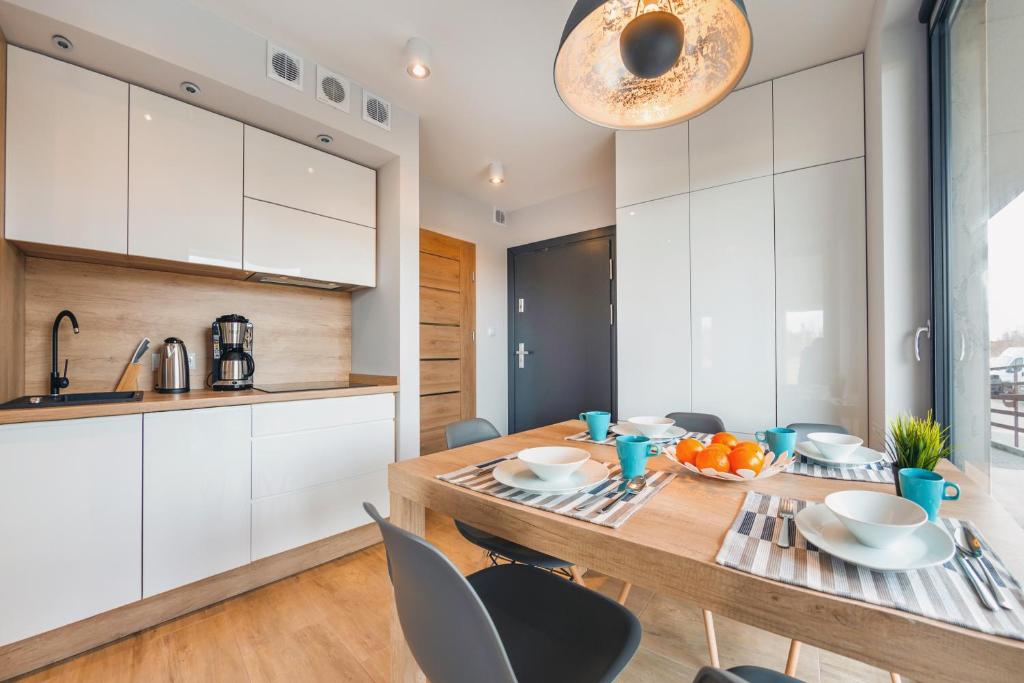 Apartamenty Sun & Snow Kołobrzeg Resorts z basenem - One-Bedroom Apartment