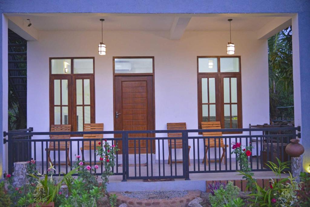 Balkón nebo terasa v ubytování Ranweli Resort Anuradhapura