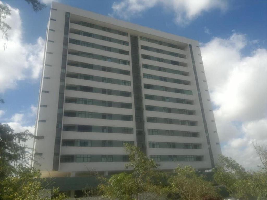  Apto mobiliado no bairro Universitário Ed Tenerife