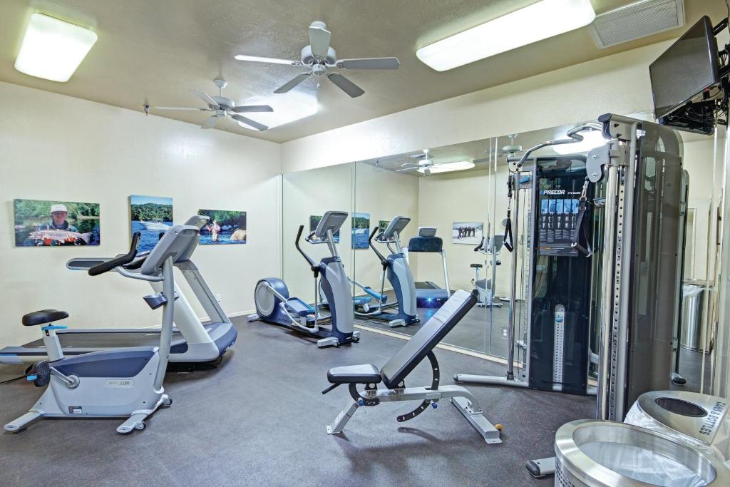 Fitness centrum a/nebo fitness zařízení v ubytování WorldMark Bison Ranch