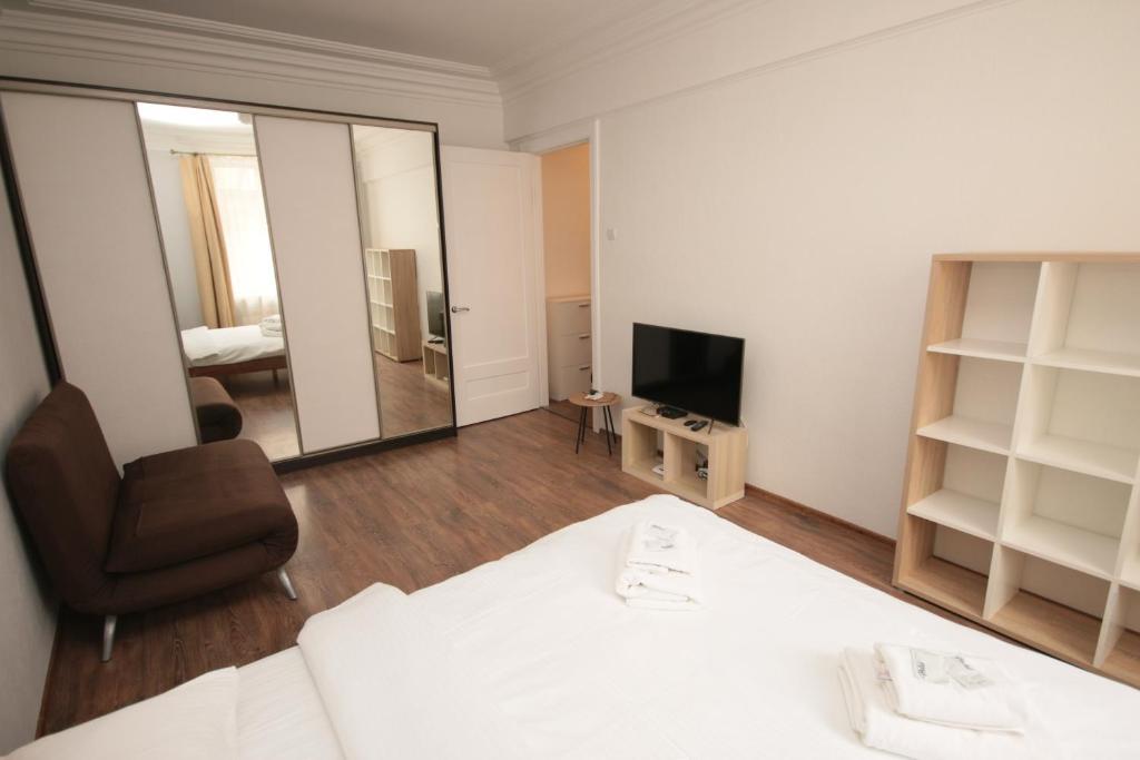 Real Home Apartments in Kiev Center - Comfort 2-bedroom Apartment – 1-3/5 Pushkinska Str