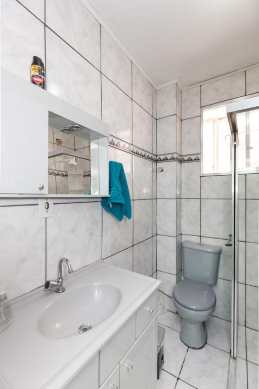  Apto 2 Dorm - Inteiro