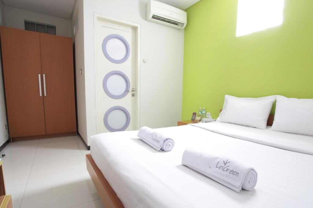 LeGreen Suite Tebet - Superior Double Room