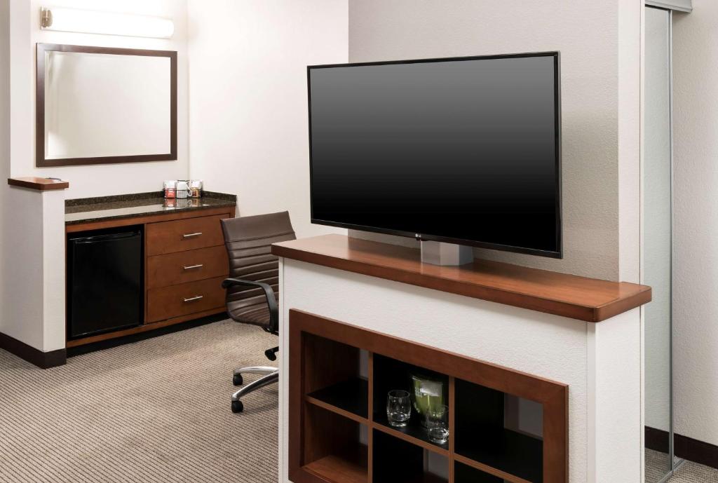 Hyatt Place Jacksonville Airport photo