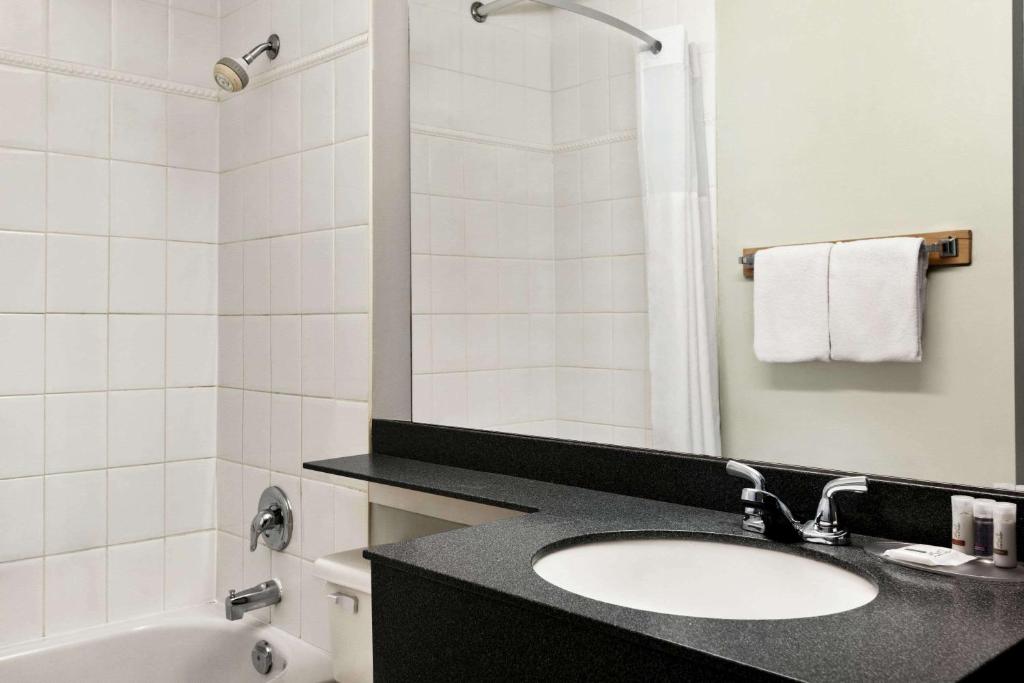 Days Inn by Wyndham Vancouver Downtown - Resim 21