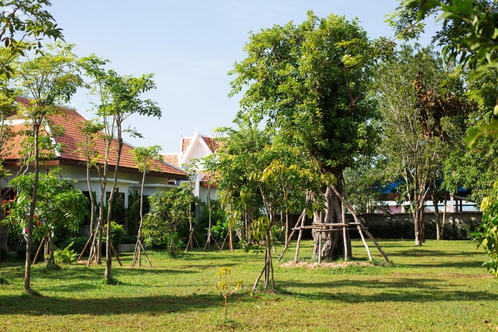 Zahrada ubytování Angkor Privilege Resort & Spa