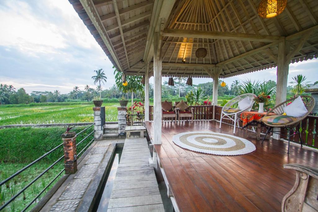 Uma Caming Villas & Gym photo 12