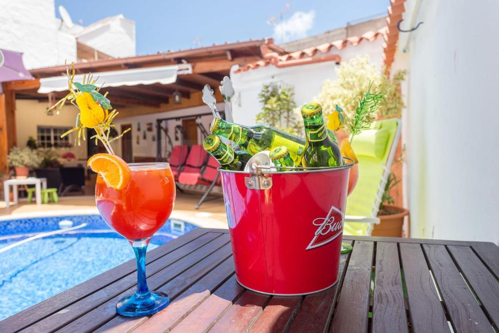 Ποτά στο Casa Pilar con piscina