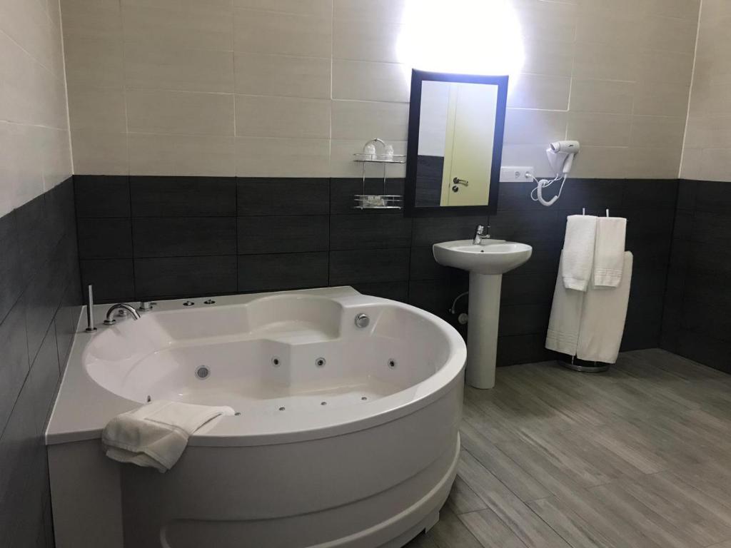 Hotel O Camiño - Quarto Queen Com Banheira De Hidromassagem
