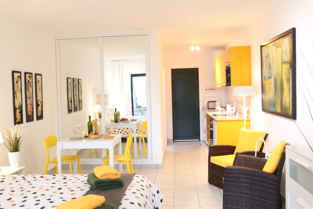 Playa Roca Casa Ines, Costa Teguise – Precios actualizados 2023
