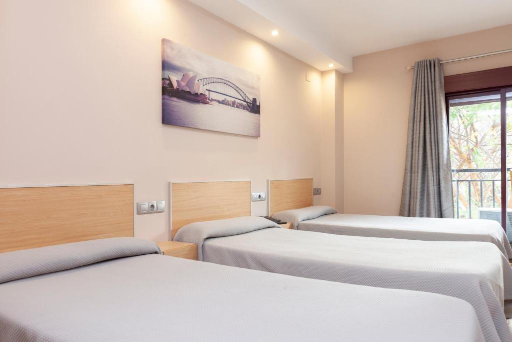 Hotel Olympia Ronda I - Triple Room