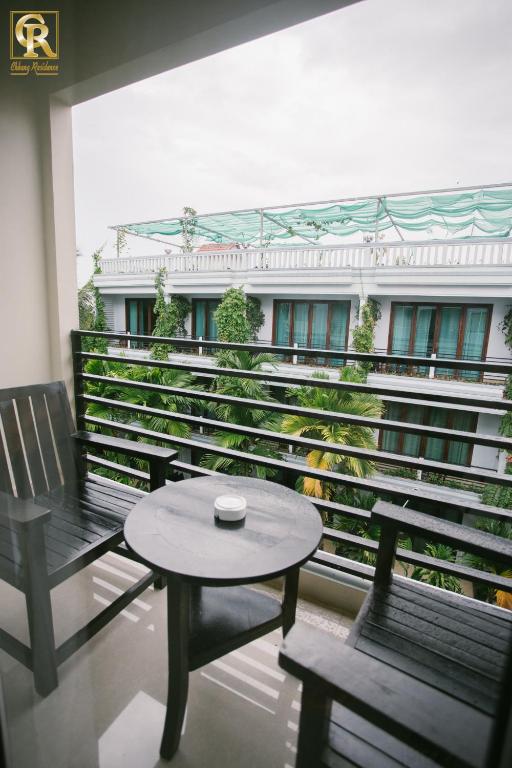 Balkón nebo terasa v ubytování Chheng Residence