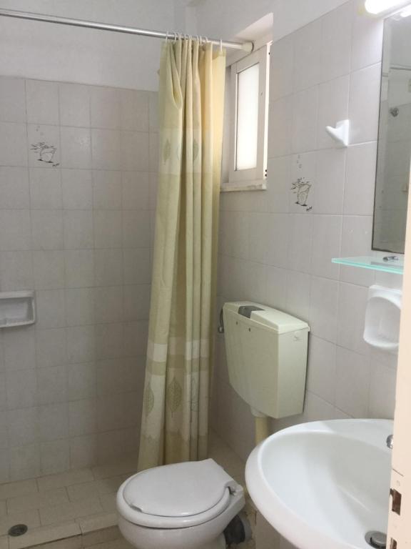 Koupelna v ubytování Hotel Kallithea