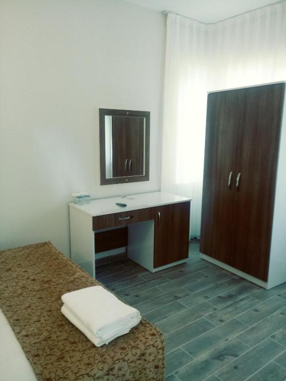 TV a/nebo společenská místnost v ubytování Valeri Beach Hotel