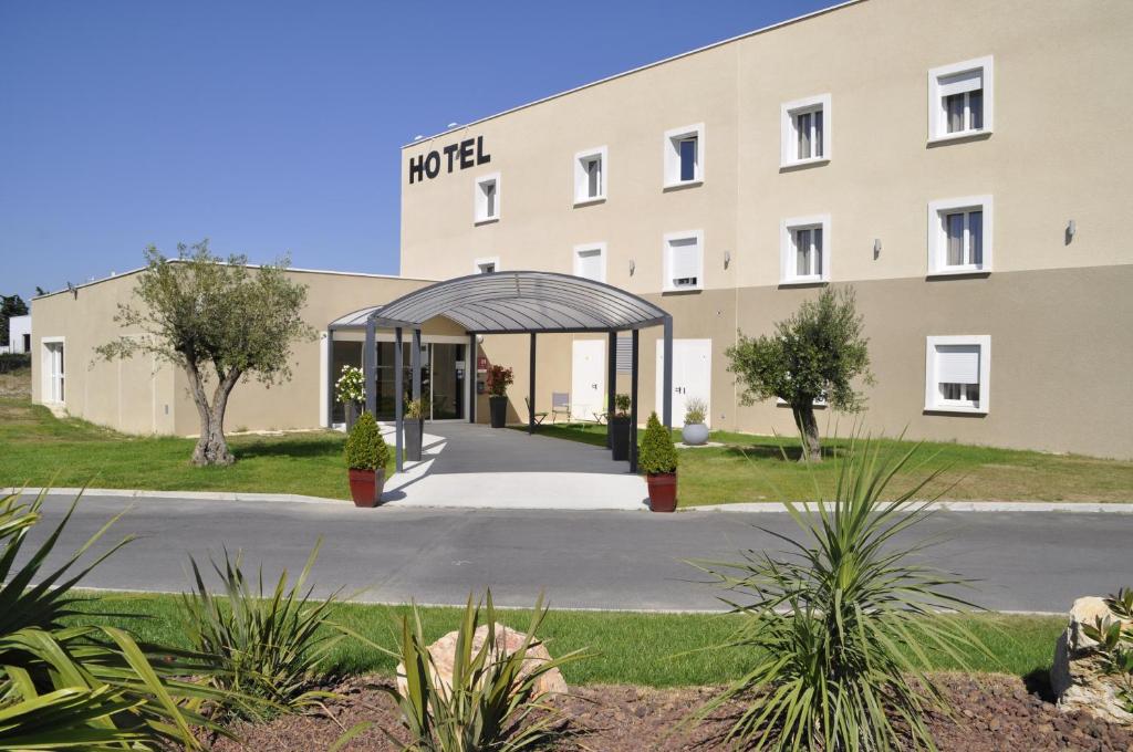 Budova, kde se hotel nachází