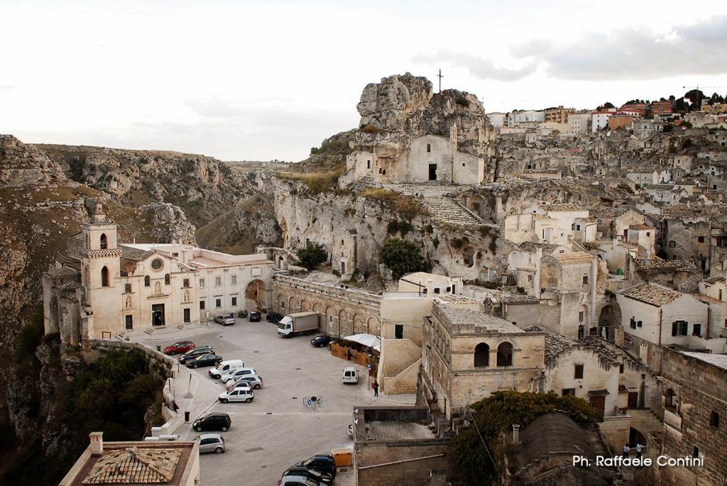 Umbra Idris Holiday Home - 12