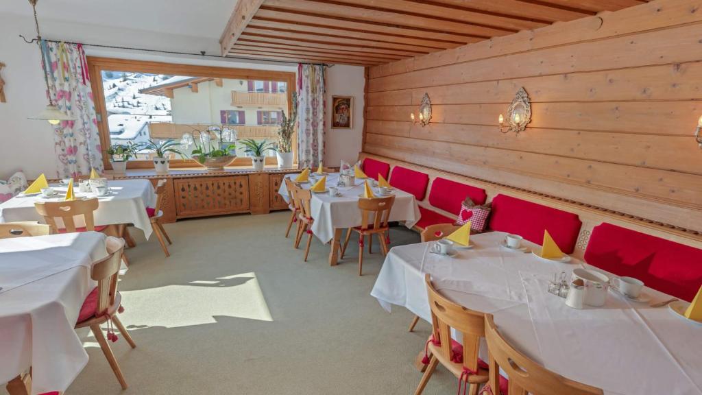 Ресторан / где поесть в Haus Schrofenstein