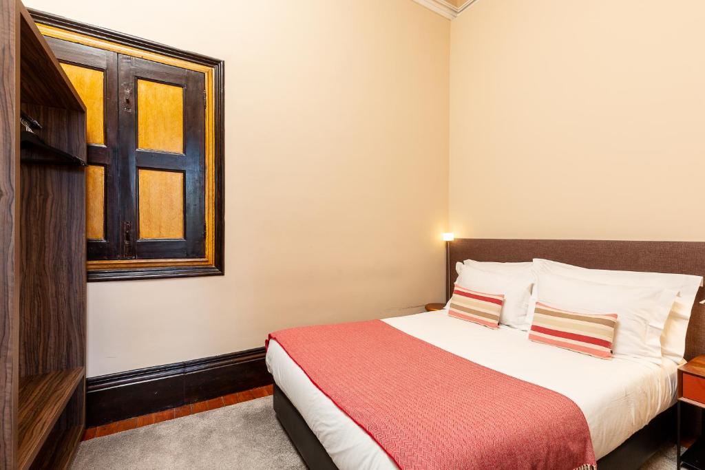 YOUROPO - Bolhao - One-Bedroom Apartment With City View