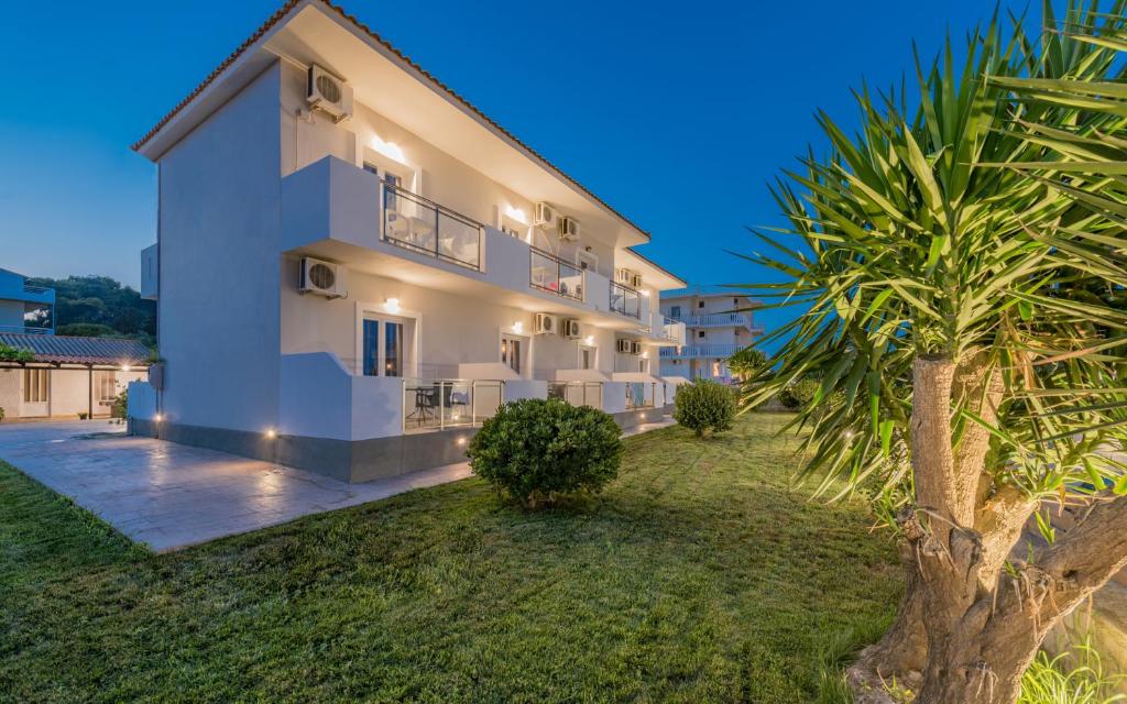 Stathis Studios I - 19