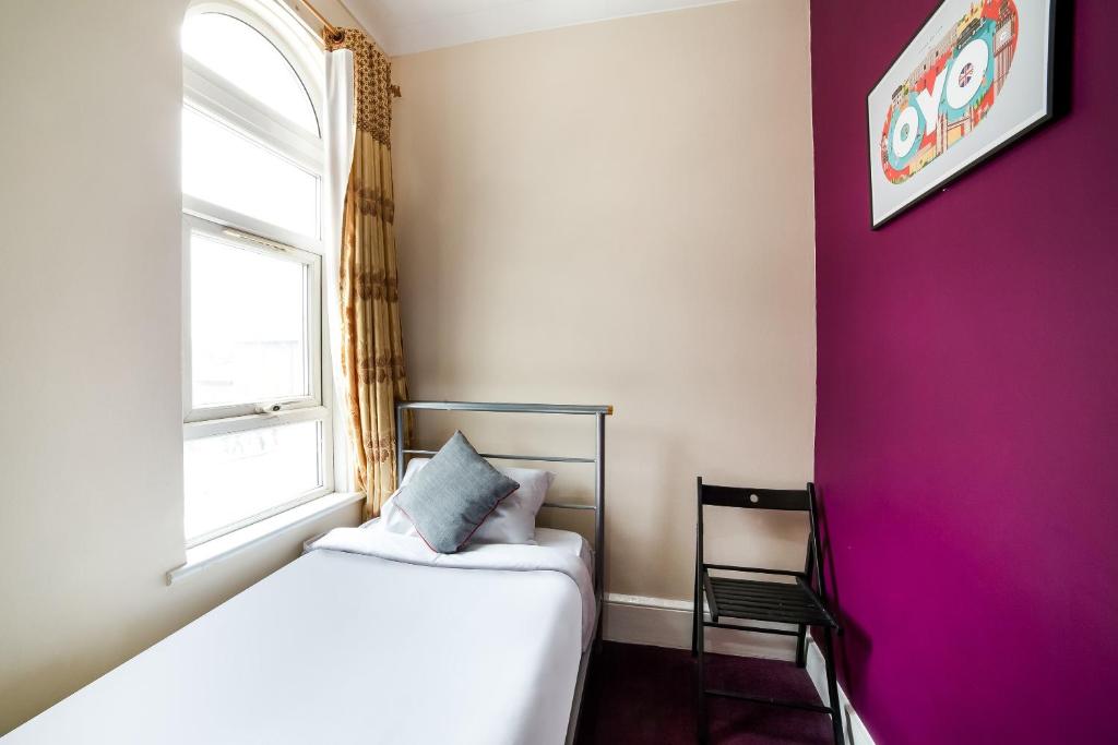 
Standard Single Room
