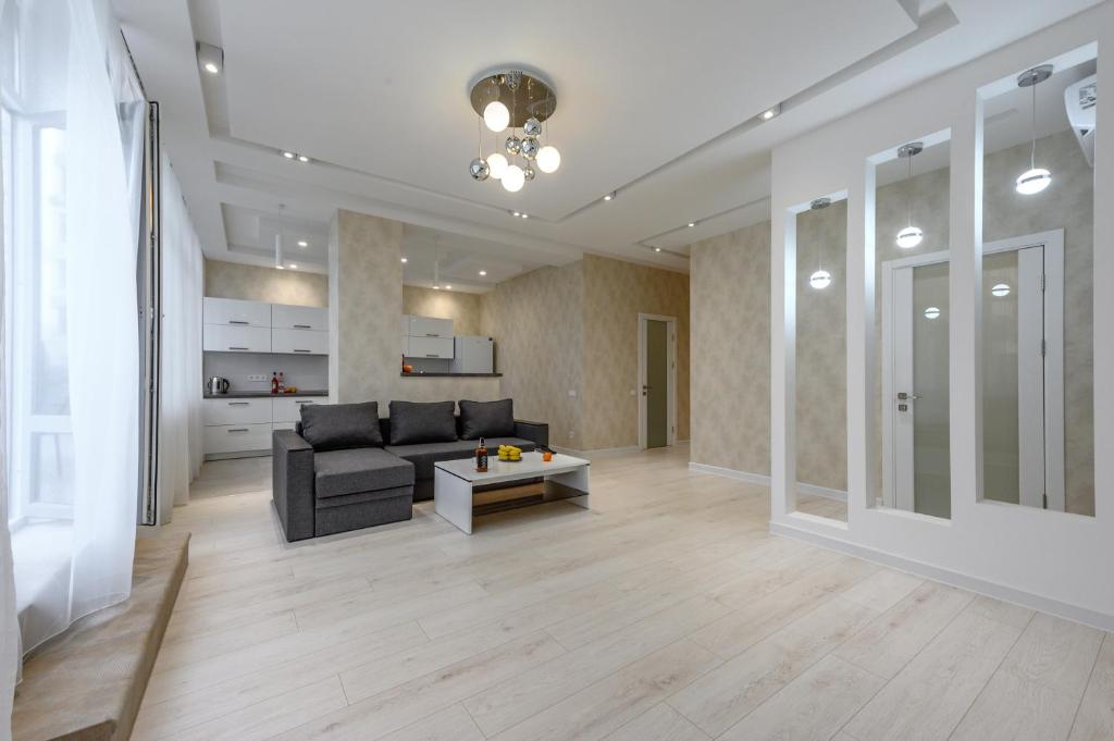 Η κουζίνα ή μικρή κουζίνα στο Апартаменты с террасой 80 м в Аркадии