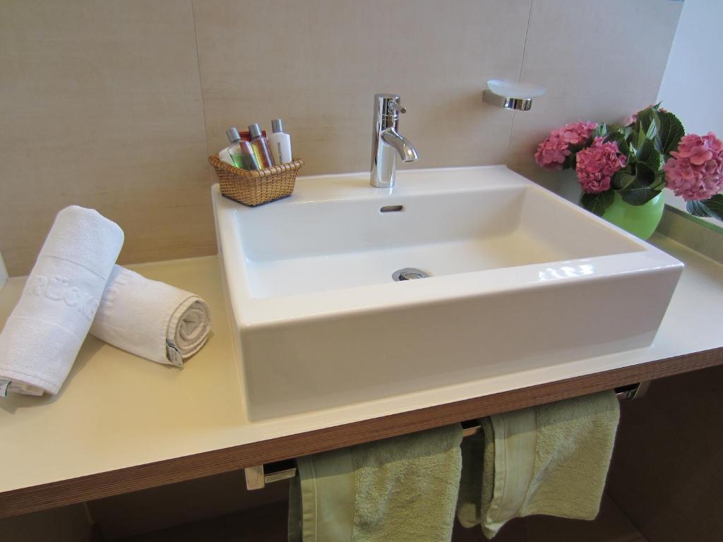 Hotel Plainbrücke | self check-in - Resim 28