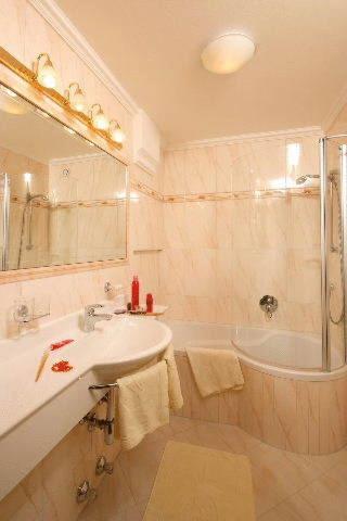 Hotel Garni Glockenstuhl - 9