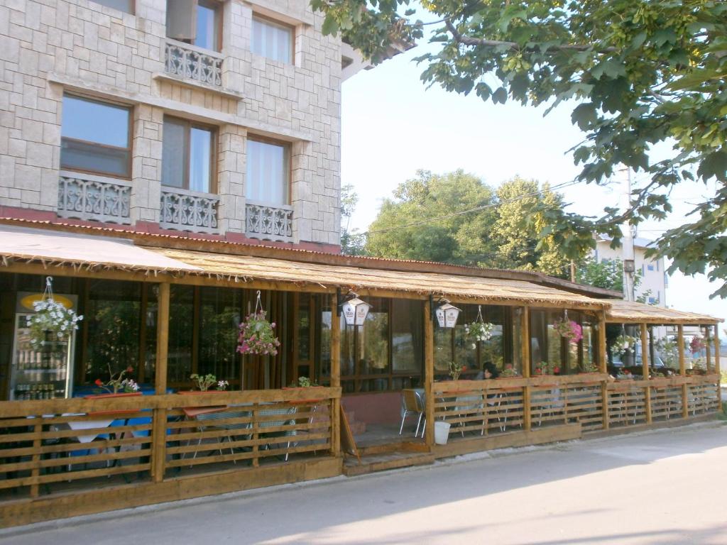 Budova, kde se hotel nachází