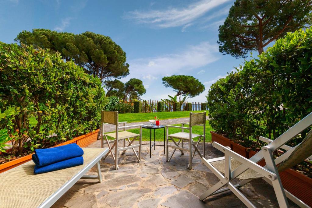 Hotel Continental - Chambre Double Avec Vue Sur Jardin