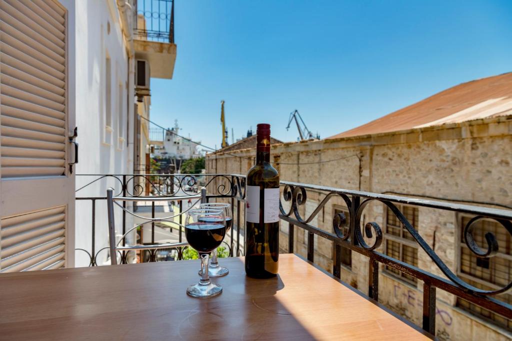 Balcone o terrazza di Ethrionplus two rooms apartments balconies 100 m from the port
